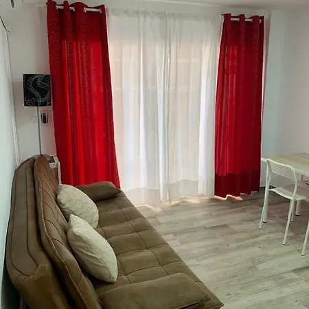 公寓 Apartamento Delias 20 11636 *